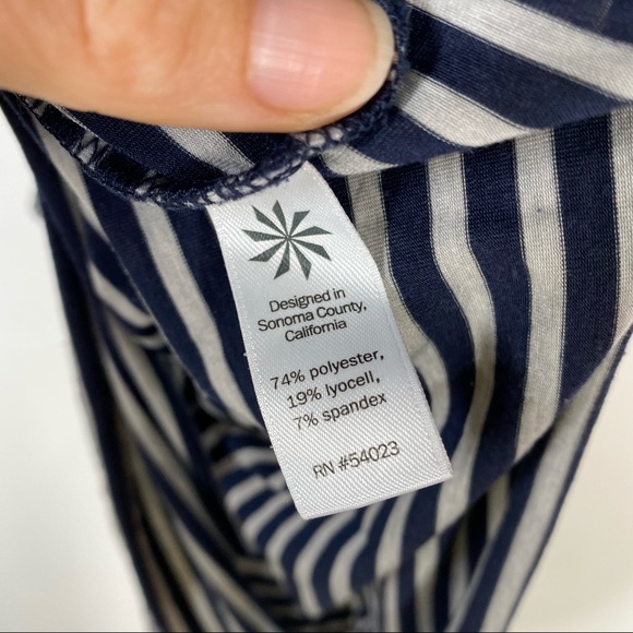 Athleta Stripe Essence Low Tank Top Medium - Picture 6 of 6